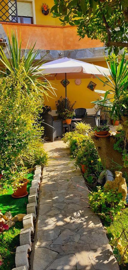 B&B Giomar Campanedda Exterior foto